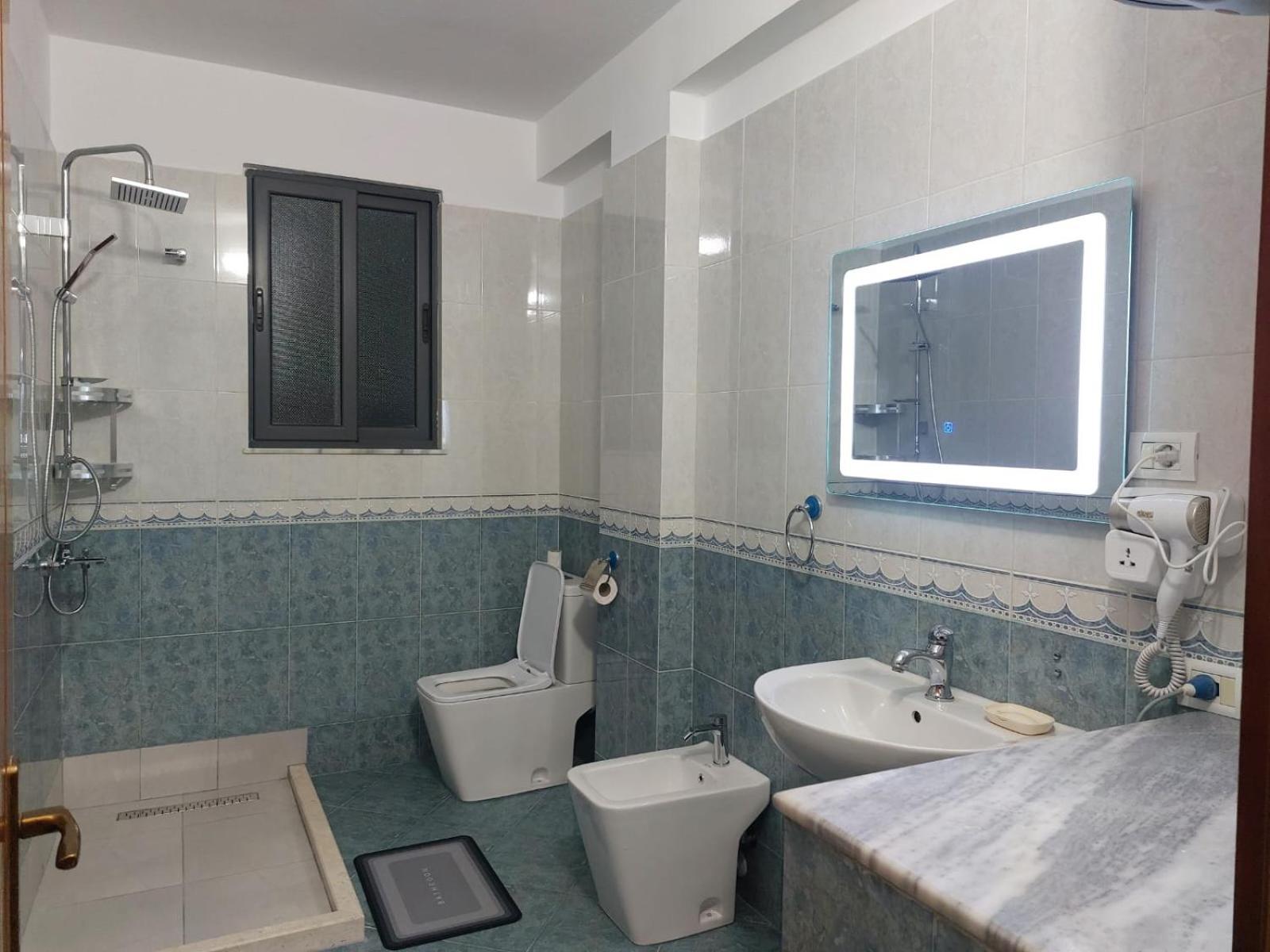 Wendy'S Apartment Берат Экстерьер фото